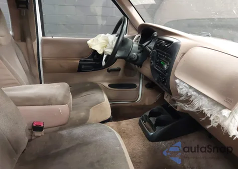 2000 Ford Ranger Xlt из США, поврежденный, VIN 1FTZR15X3YTA63788